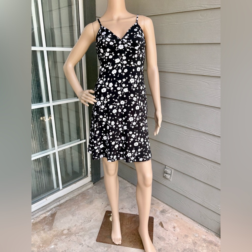 Michael by Michael Kors Black and White Floral Fit&Flare Dress